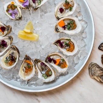 Restaurants: Coffee Oysters Champagne | à toi 24