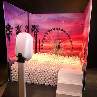 Photo Booths: Event Circle 6