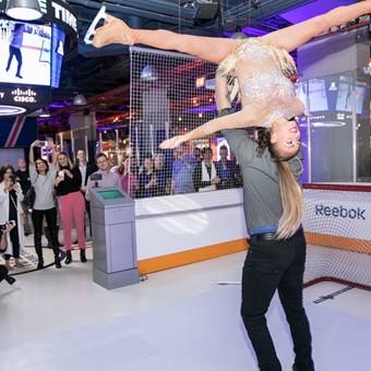 Entertainment: Glisse on Ice Shows 13