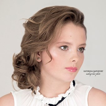 Hair & Makeup: Katerina Rapoport 17