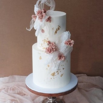 Wedding Cakes: Olivia Yang Cake Studio 27