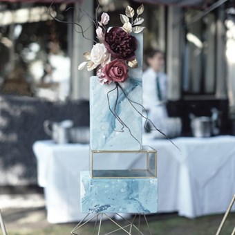 Wedding Cakes: Olivia Yang Cake Studio 17