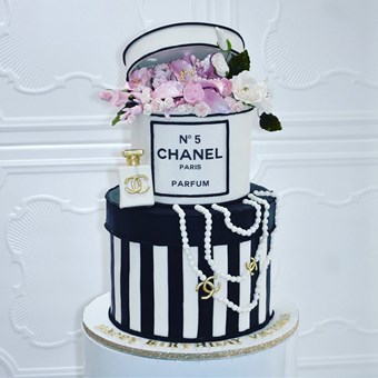 Wedding Cakes: Royal Confections 20