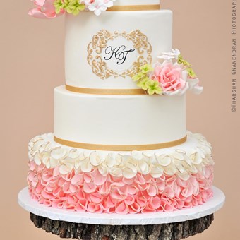 Wedding Cakes: The Frosted Cake Boutique 8