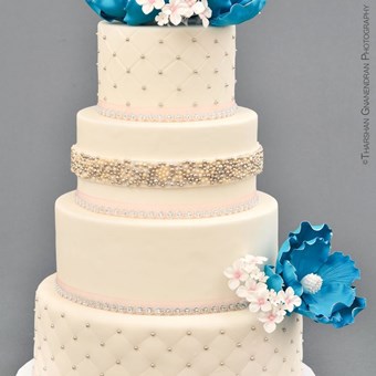 Wedding Cakes: The Frosted Cake Boutique 3