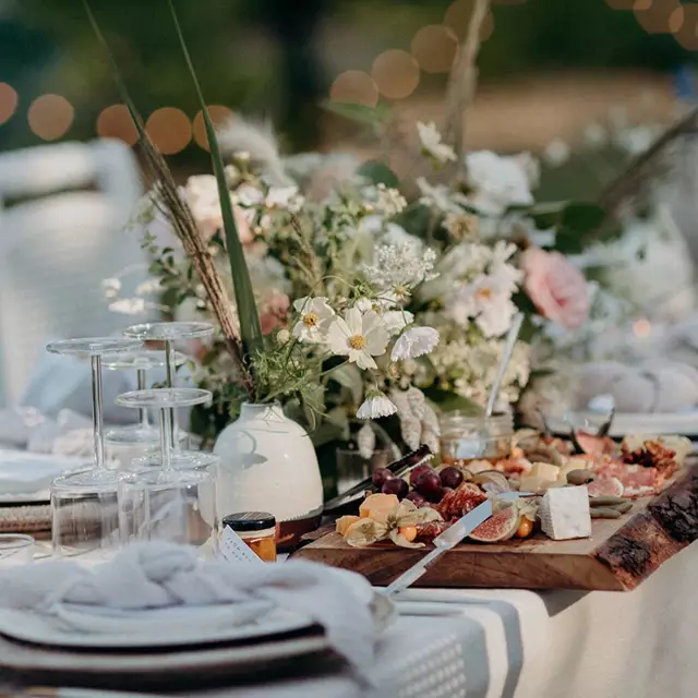 Full Service Caterers: Provisions Food Agency 1