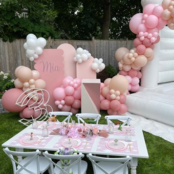 Balloons: The Sweetest Thing Balloon Company 17