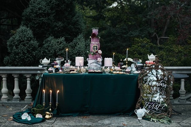 A Stunning Alice in Wonderland Inspired Style Shoot