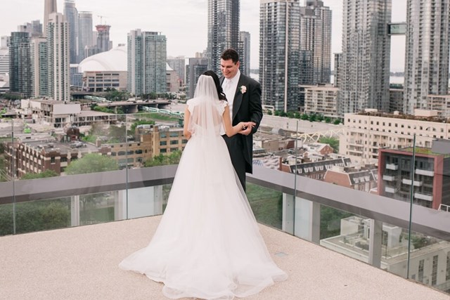 Fiona and Andrew's Chic City Wedding at the Thompson Hotel