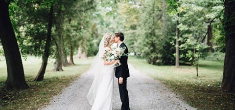 Lauren and Chris' Niagara-on-the-Lake Wedding at Kurtz Orchards