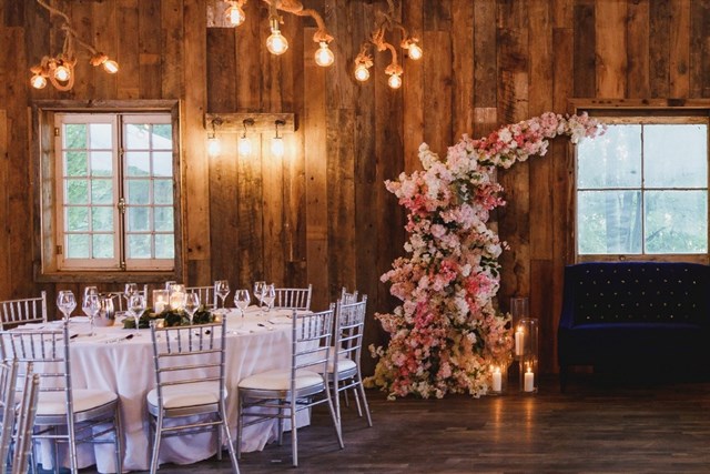 The Ultimate List of Wedding Barn Venues in (or reasonably close) to Toronto/GTA