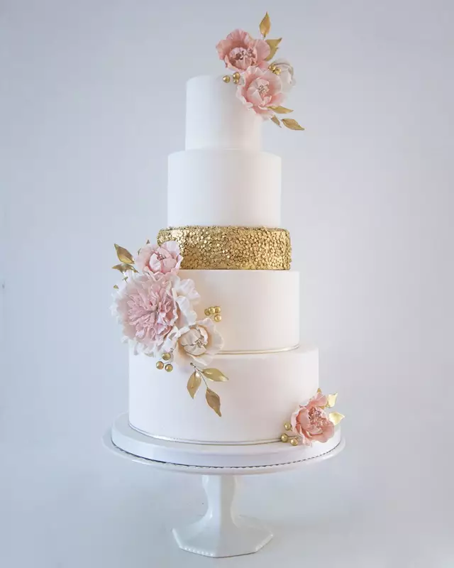 Wedding Cakes: A Cake Story 1