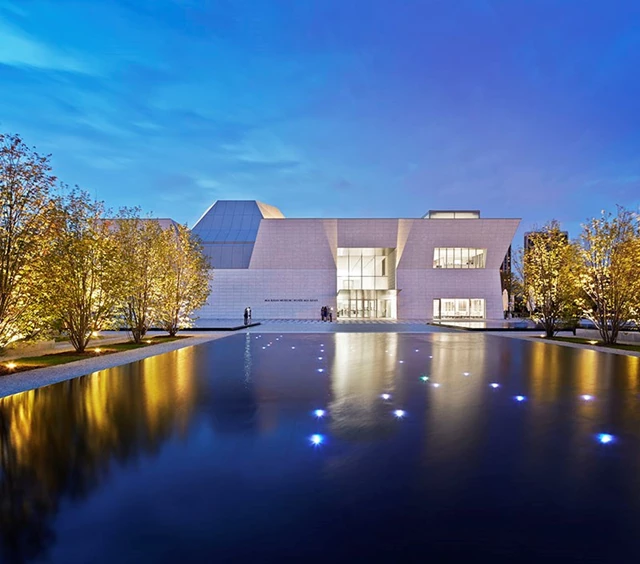 Restaurants: Aga Khan Museum 4