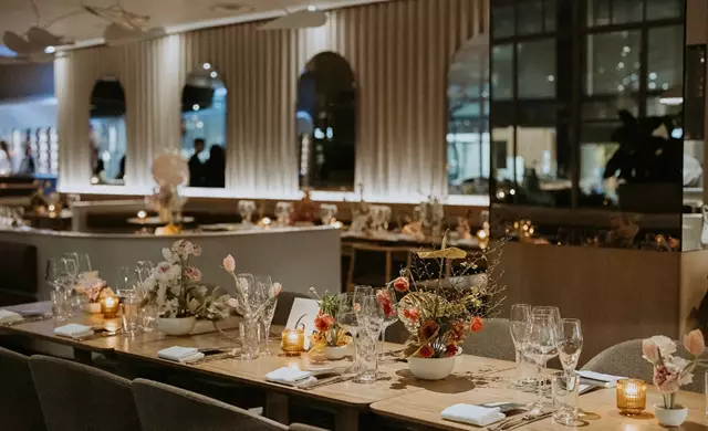 Restaurants: Alobar Downtown 1