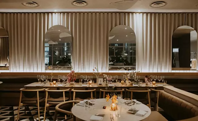 Restaurants: Alobar Downtown 2