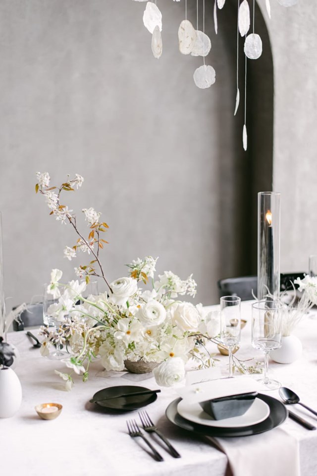 Linen Rentals: Around the Table 14