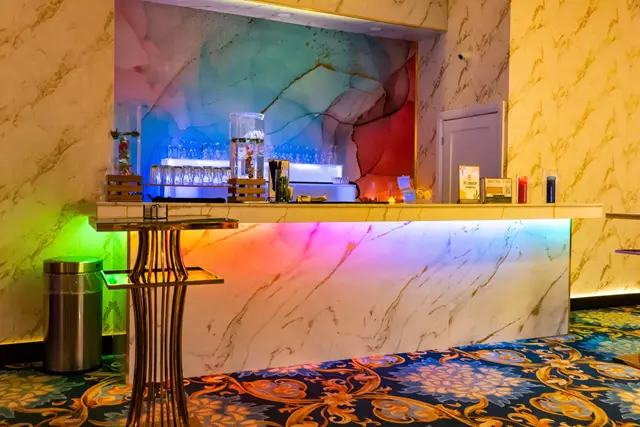 Banquet Halls: Autaq Banquet Hall 27