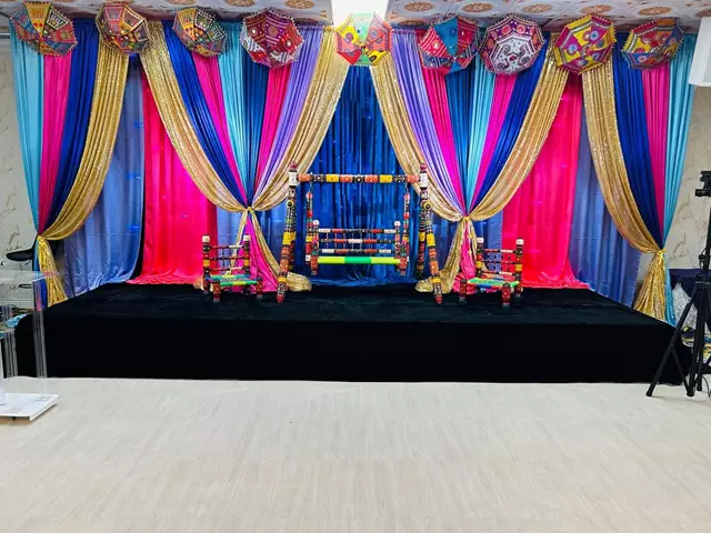 Banquet Halls: Autaq Banquet Hall 28