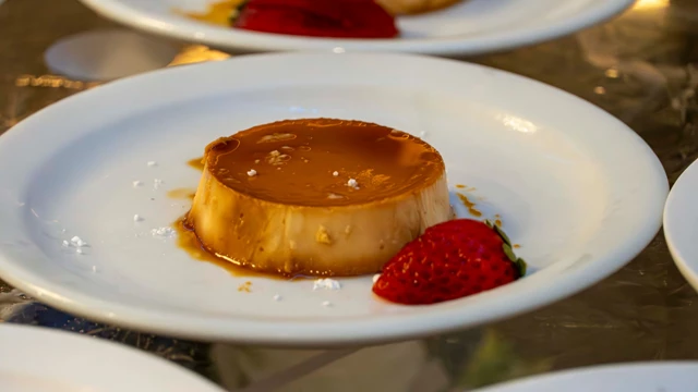 Banquet Halls: Autaq Banquet Hall 6