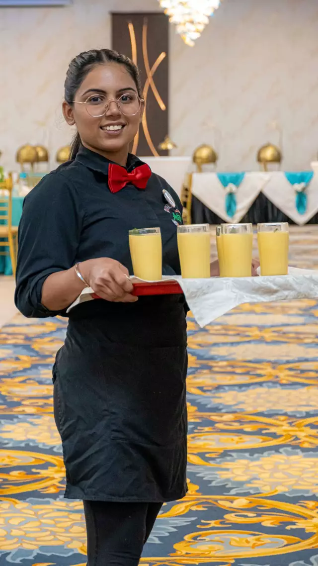 Banquet Halls: Autaq Banquet Hall 4