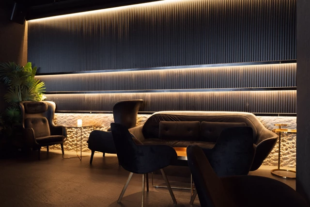 Restaurants: Bar 404 4