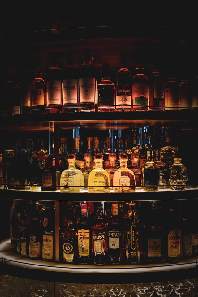 Restaurants: Bar 404 5