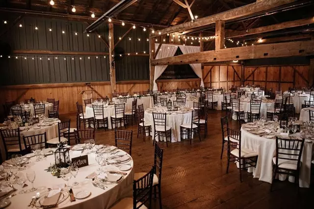 Barn Venues: Belcroft Estate 1