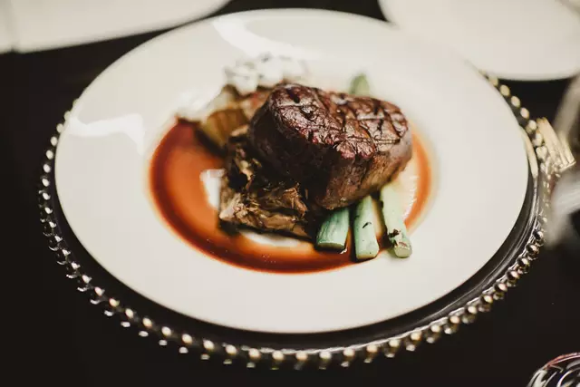 Hotels: Bisha Hotel Toronto 5