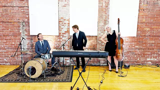 Live Music & Bands: Brent Miller LIVE 2