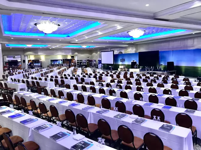 Banquet Halls: Burlington Convention Centre 1