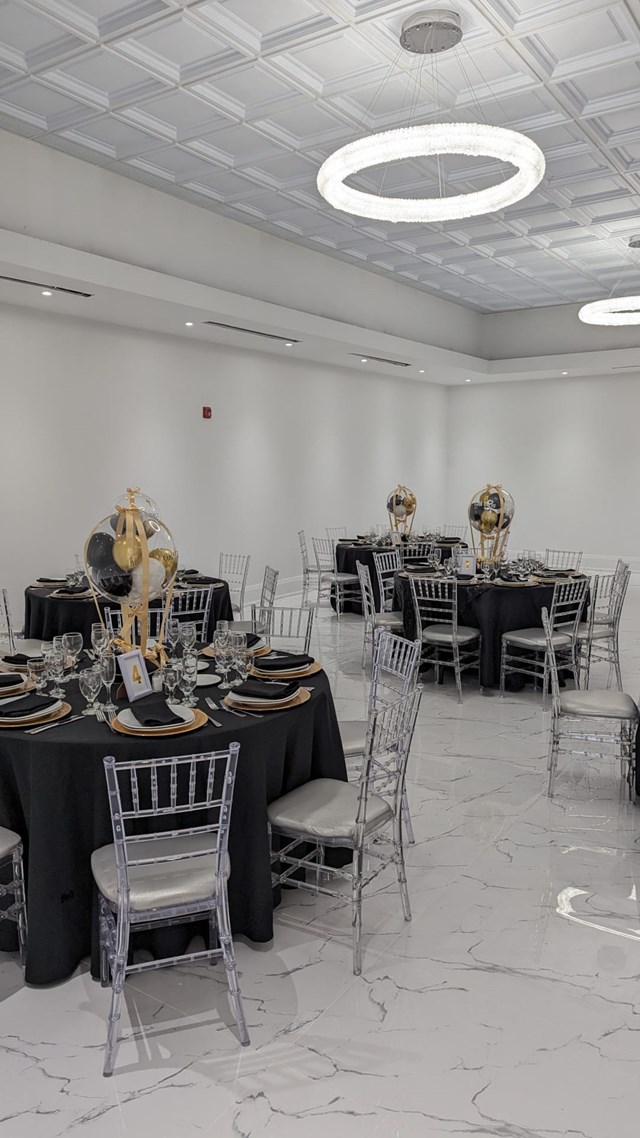 Banquet Halls: Caesar's Event Centre 18