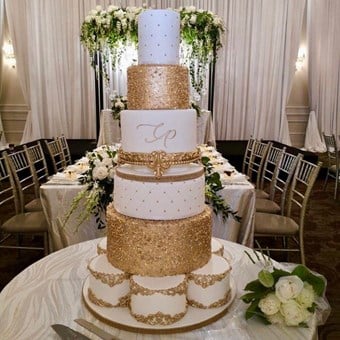 Wedding Cakes: Cake Creations by Michelle 23