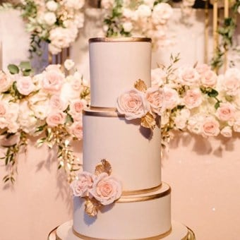 Wedding Cakes: Cake Creations by Michelle 29