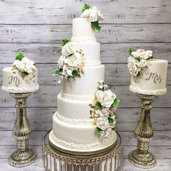 Wedding Cakes: Cake Creations by Michelle 19