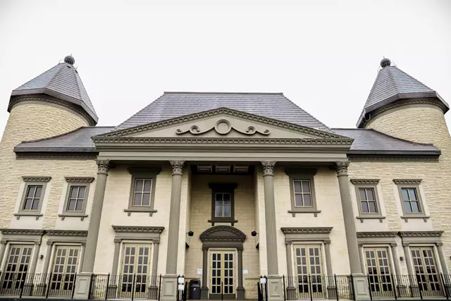 Banquet Halls: Chateau Le Jardin Event Venue 15