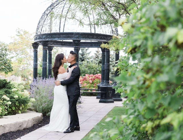 Banquet Halls: Chateau Le Jardin Event Venue 5