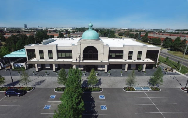 Banquet Halls: Chateau Le Parc 10