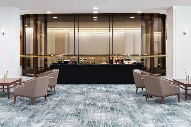 Hotels: Chelsea Hotel Toronto 1