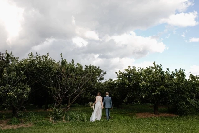 Barn Venues: Cherry Avenue Farms 3