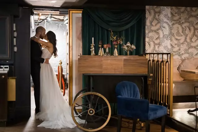 Restaurants: Coffee Oysters Champagne | Ã toi 3