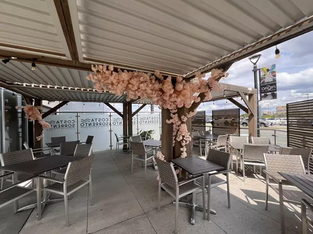 Restaurants: Costa Sorrento 2