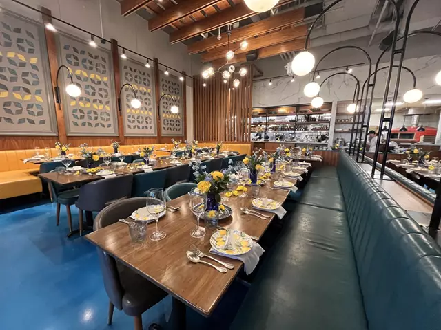 Restaurants: Costa Sorrento 1