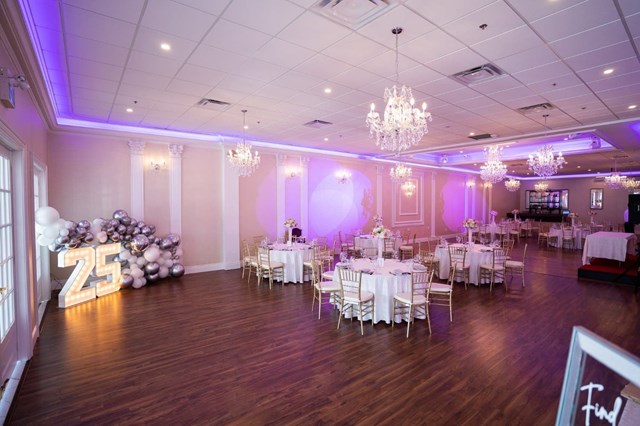 Banquet Halls: Crystal Grand Banquet Hall 22