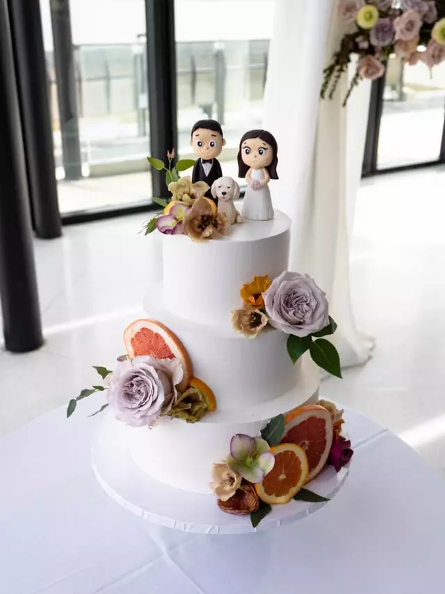 Wedding Cakes: Daan Go Cake Lab 3