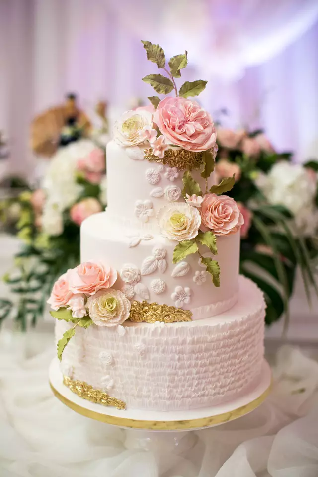 Wedding Cakes: Dolce Vita Cakes 1