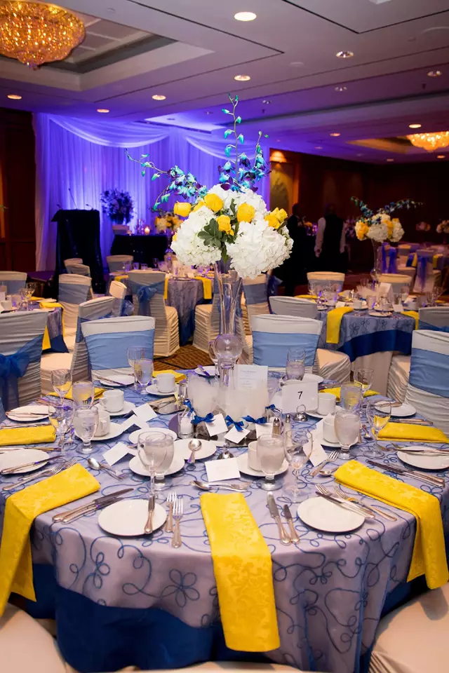 Hotels: DoubleTree by Hilton Toronto Downtown 4