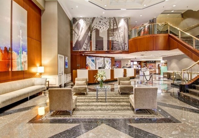 Hotels: DoubleTree by Hilton Toronto Downtown 1