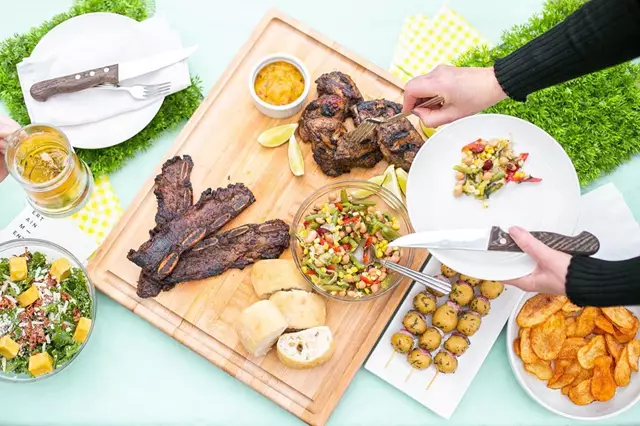 Full Service Caterers: Eatertainment Special Events & Catering 7