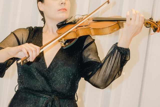 Live Music & Bands: Ellen Daly - Violinist 5