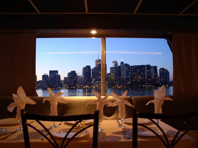 Cruise Ship/Yachts: Empress of Canada 20